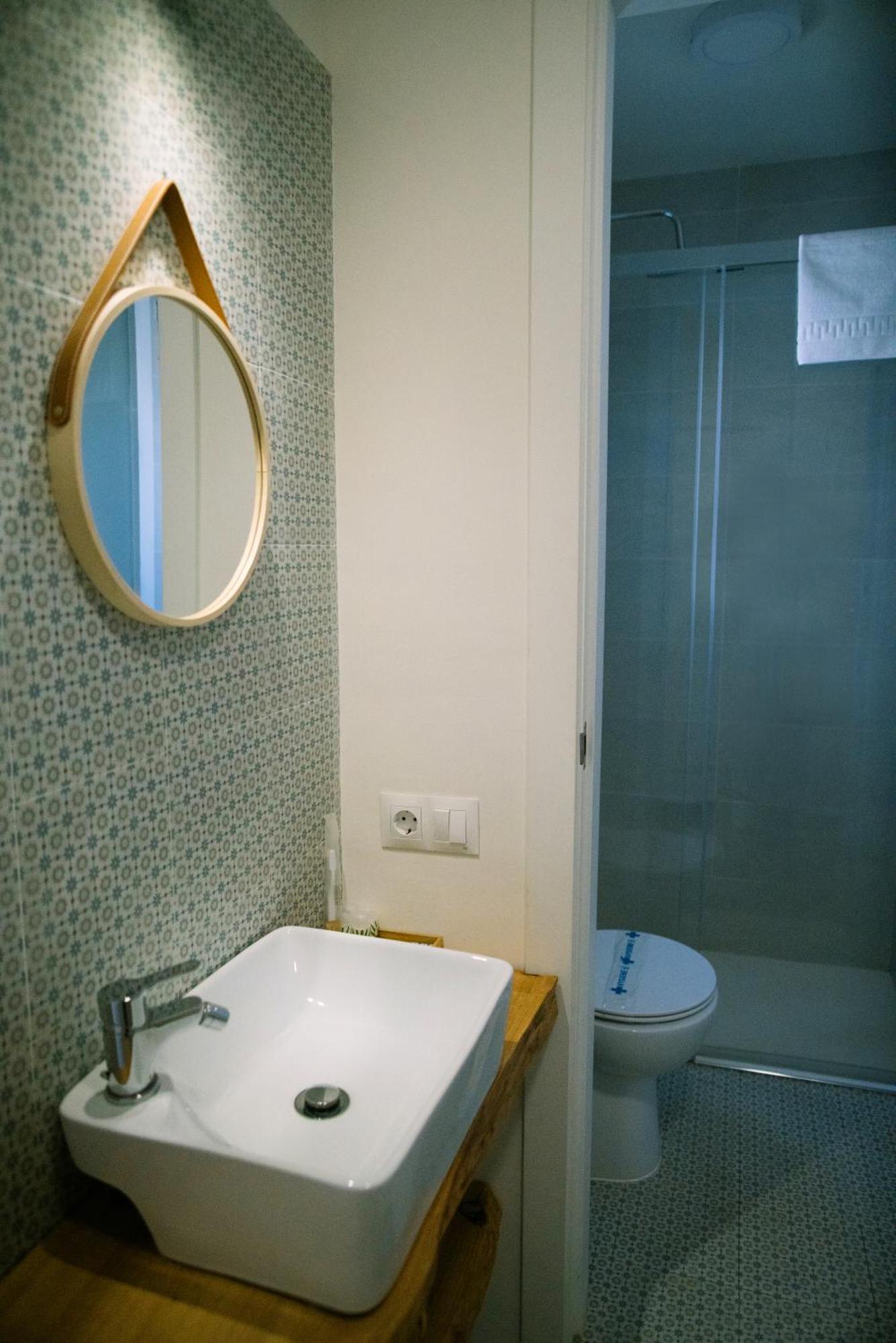 Apartamentos El Marques Малага Экстерьер фото