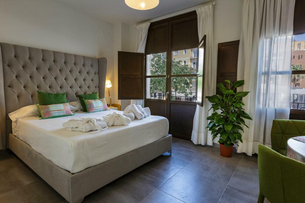 Apartamentos El Marques Малага Экстерьер фото